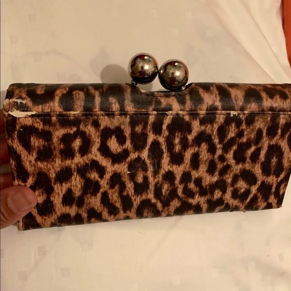 Leopard Wallet - Picture 5 of 5